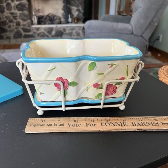 Temp-Tations Presentable Ovenware By Tara Roses 1Qt Loaf Pan Cover Trivet & Rack - Picture 3 of 9